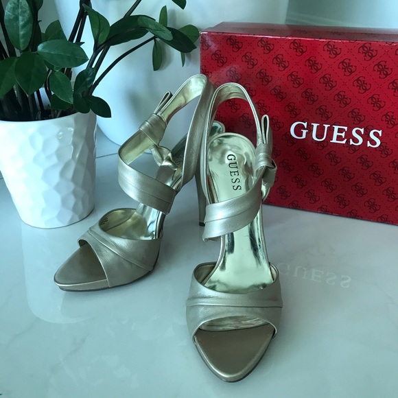 Guess Heels - Picture 7 of 8